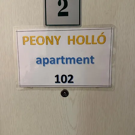 Apartament Peony Hollo - Free Garage Under The House